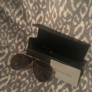 Dior STELL3S Sunglasses